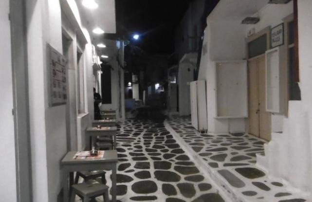 Μύκονος: Συμμορία διαρρηκτών «ξάφρισε» πλούσιους Άραβες